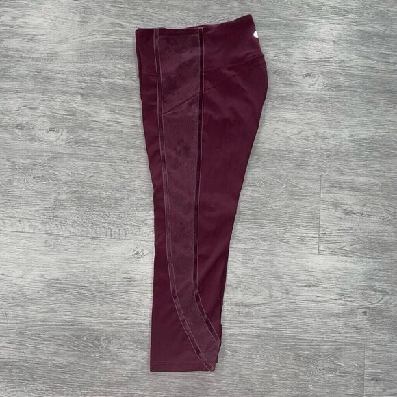 Lululemon Wunder Under Women’s 8 Crop High-Rise Flocked 21" Velvet Dark Adobe - Picture 3 of 10
